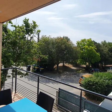 Ferienhaus Salamandre - Maison Bois Cosy Calme Avec Parking Pour 4 A 10 Pers Ideal Couples Et Familles A 500m De La A Saint-marc-sur-mer