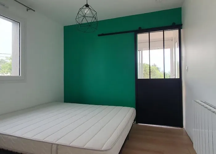 Hébergement de vacances Résidence Salamandre - Maison Bois Cosy Calme Avec Parking Pour 4 à 10 Pers Idéal Couples Et Familles à 500m De La à Saint-marc-sur-mer Saint-Nazaire (Loire-Atlantique)