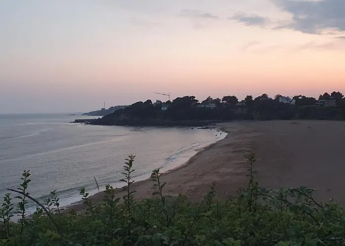 Hébergement de vacances Résidence Salamandre - Maison Bois Cosy Calme Avec Parking Pour 4 à 10 Pers Idéal Couples Et Familles à 500m De La à Saint-marc-sur-mer